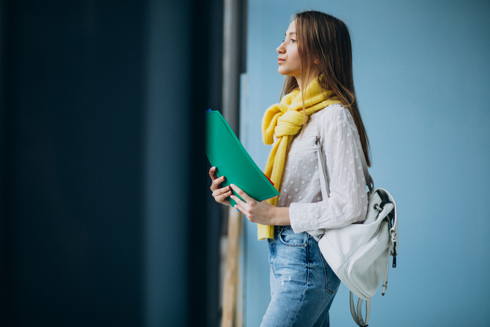 поступить в колледж без егэ